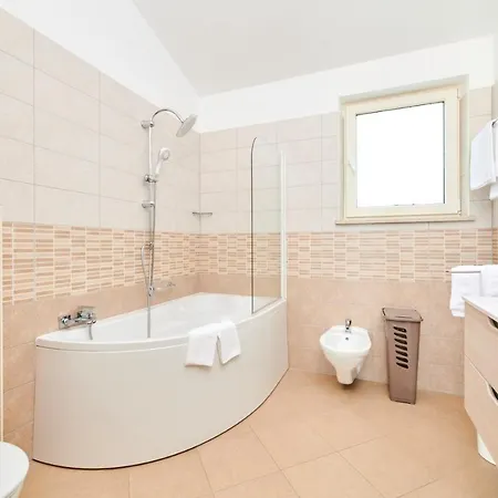 Melli By 4* Vizinada